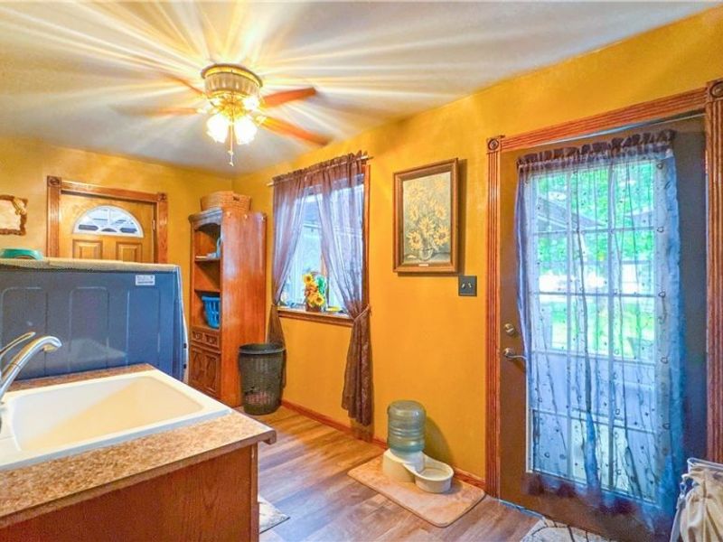 418 E Tuscarawas Avenue, Gnadenhutten, OH 44629 Photo 19