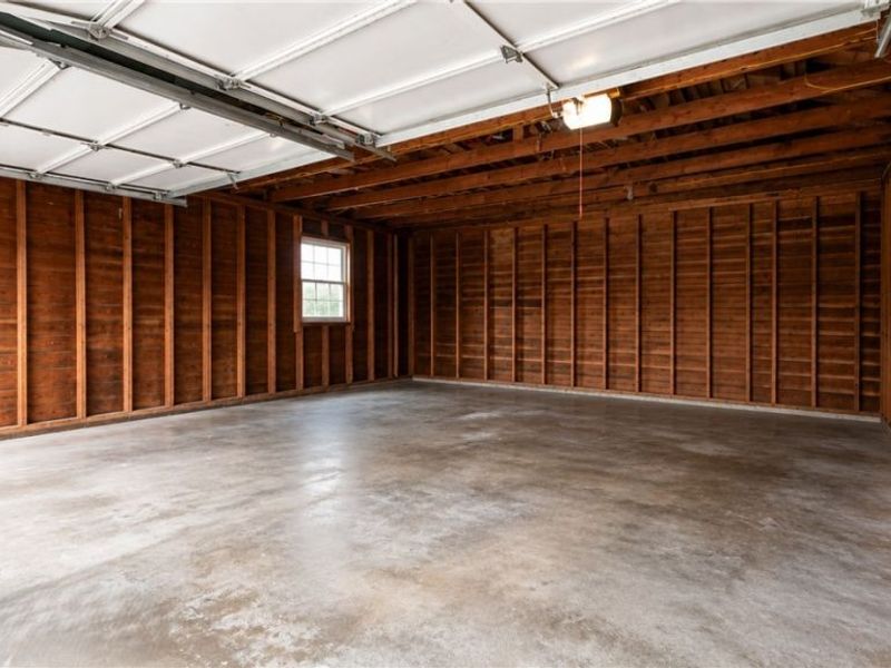 418 E Tuscarawas Avenue, Gnadenhutten, OH 44629 Photo 35