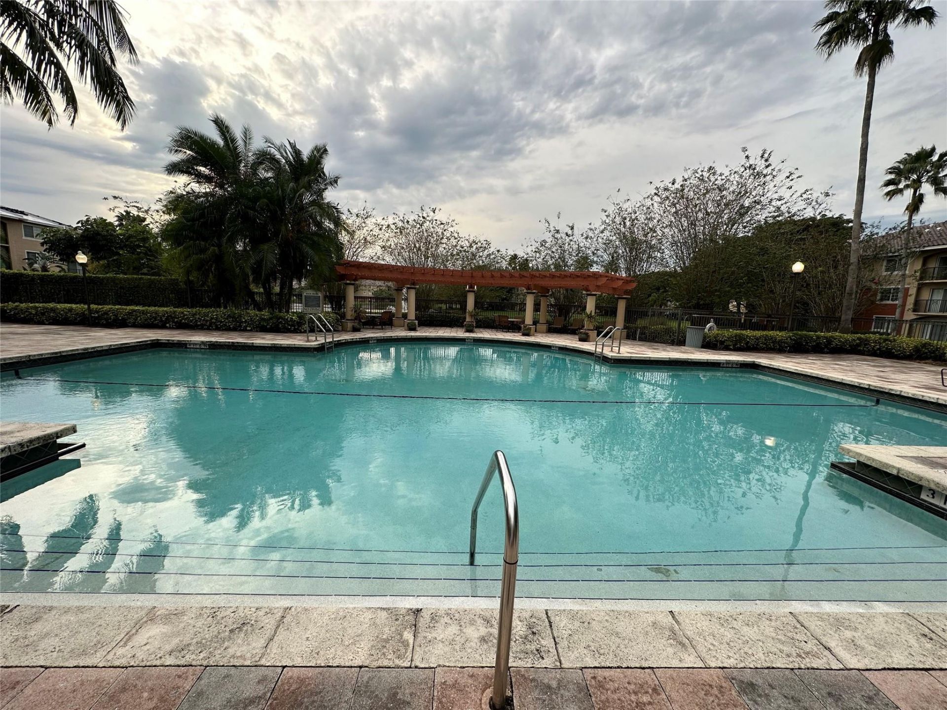 4199 N Haverhill Road, Unit 113, West Palm Beach, FL 33417 Photo