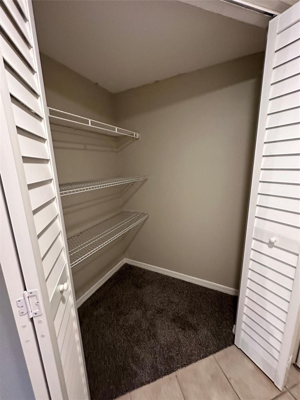 4199 N Haverhill Road, Unit 113, West Palm Beach, FL 33417 Photo