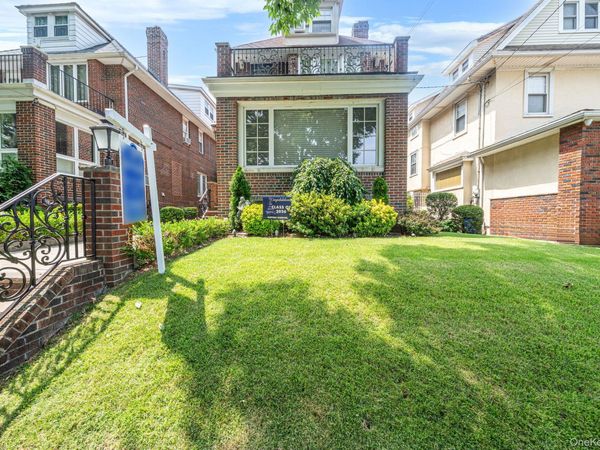 58 85th Street , Brooklyn, NY 11209