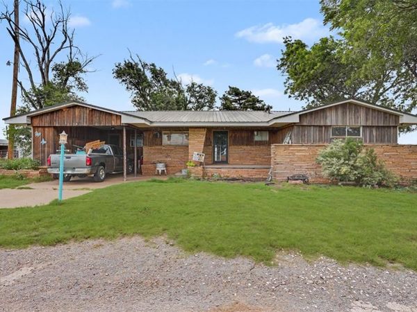 17508 State Highway 5 , Tipton, OK 73570