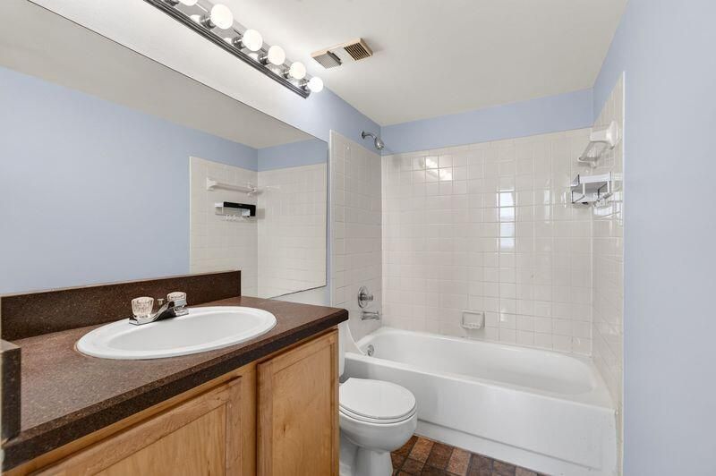 724 Executive Center Drive, Unit 31, West Palm Beach, FL 33401 Photo