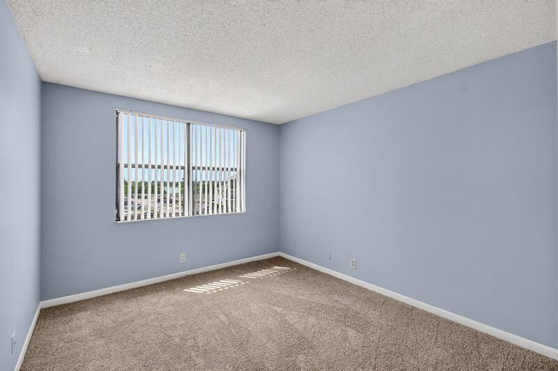 724 Executive Center Drive, Unit 31, West Palm Beach, FL 33401 Photo