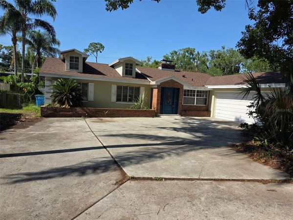 1695 E HORATIO AVENUE , MAITLAND, FL 32751