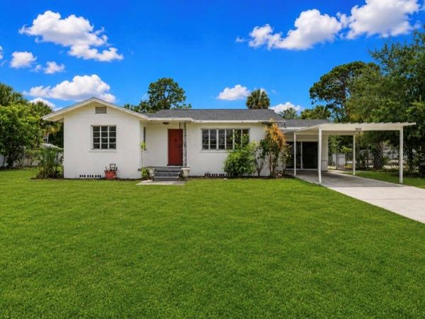 2025 17TH AVENUE W, BRADENTON, FL 34205