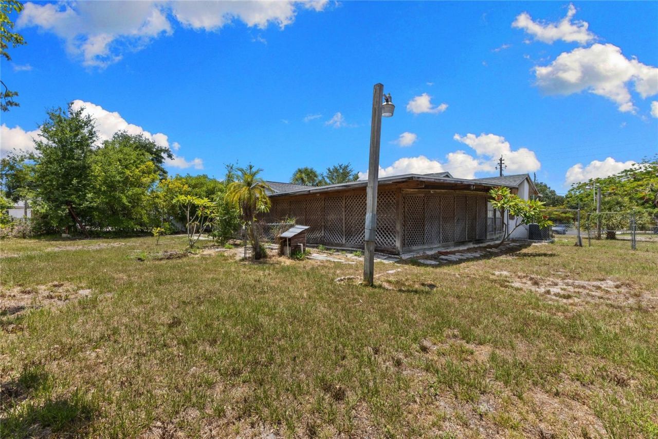 2025 17th Avenue W, Bradenton, FL 34205 Photo