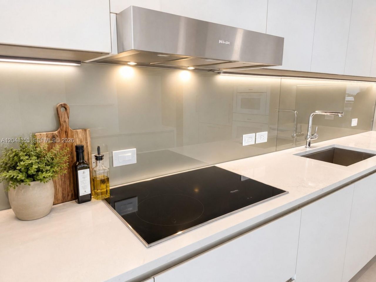 9201 E Bay Harbor Drive, Unit 401, Bay Harbor Islands, FL 33154 Photo
