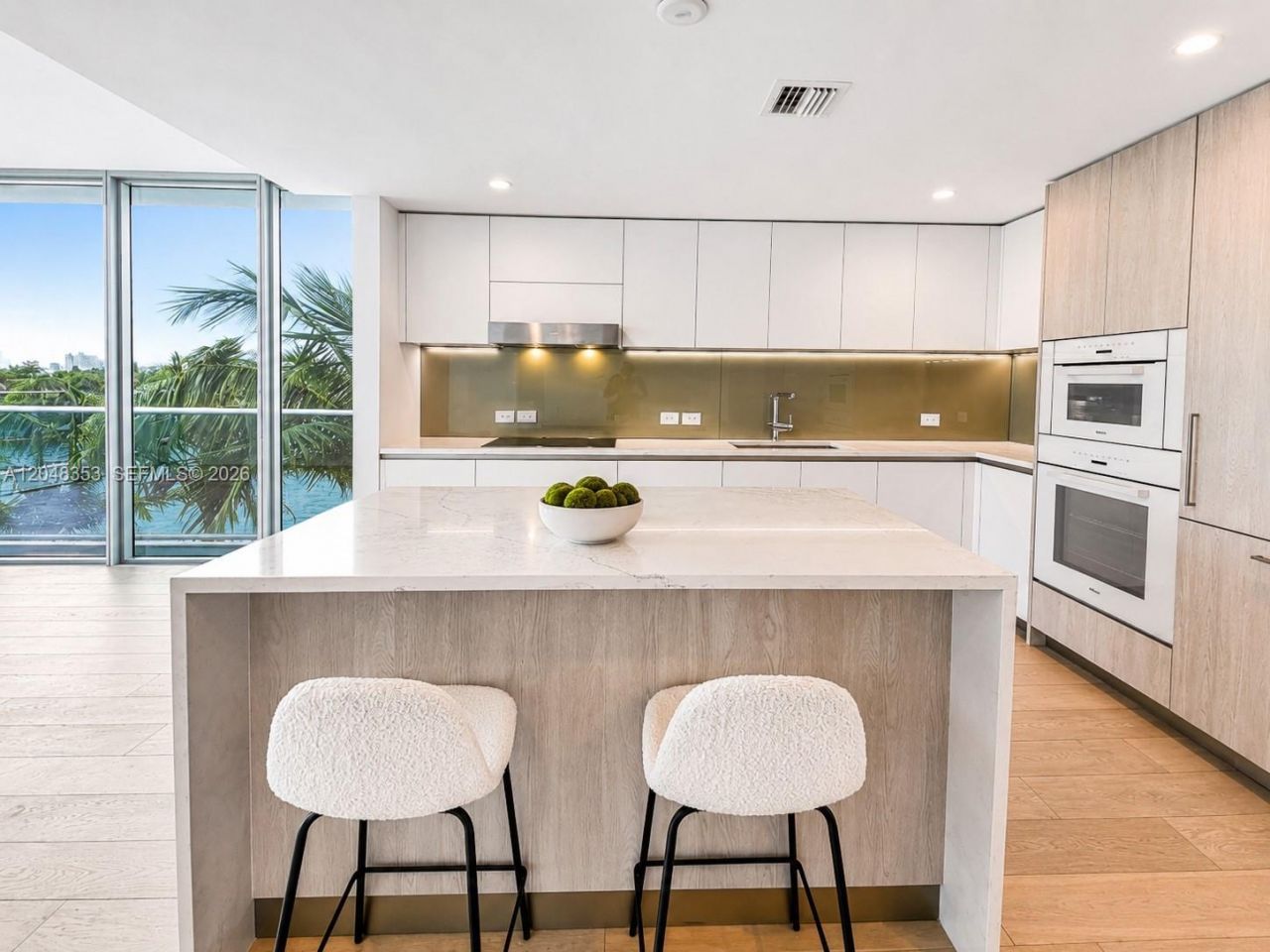 9201 E Bay Harbor Drive, Unit 401, Bay Harbor Islands, FL 33154 Photo