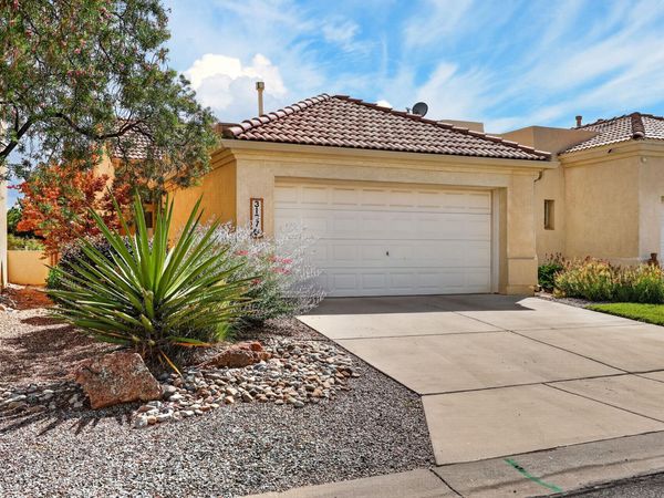 3137 Renaissance Loop SE, Rio Rancho, NM 87124