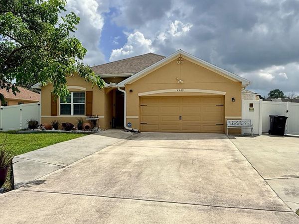 2369 SW Barber Lane, Port St. Lucie, FL 34984