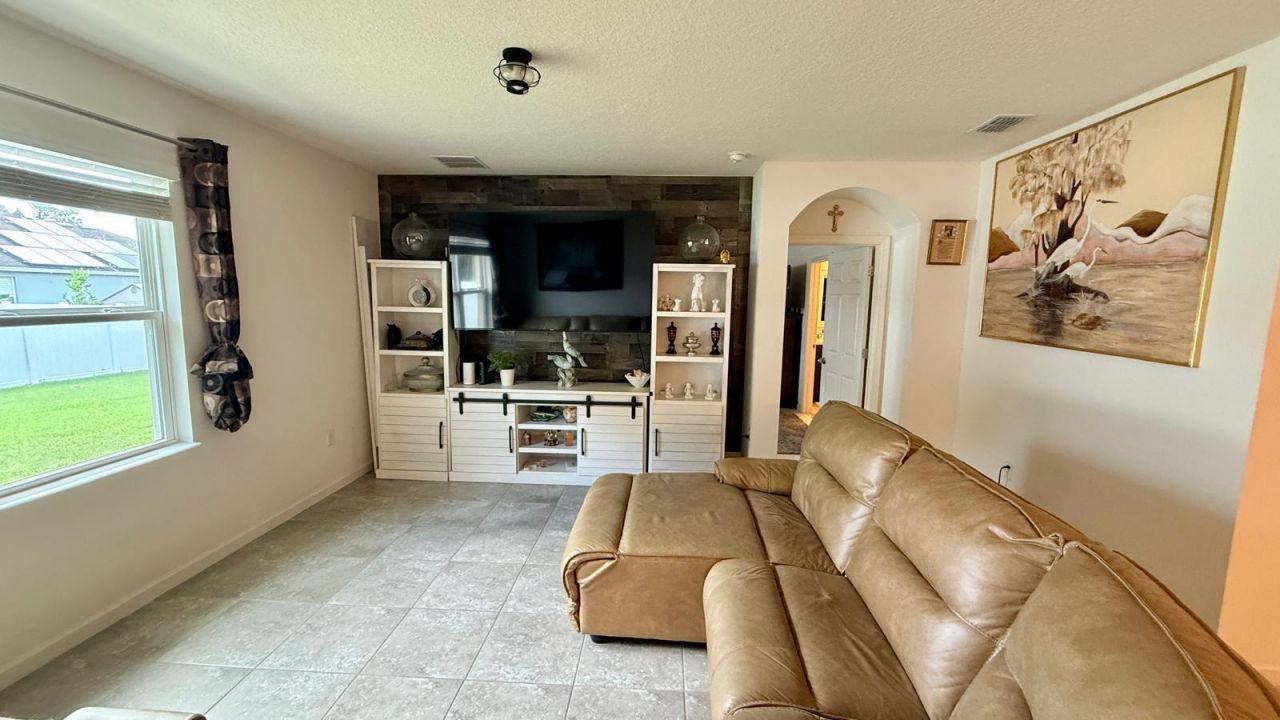 2369 SW Barber Lane, Port Saint Lucie, FL 34984 Photo