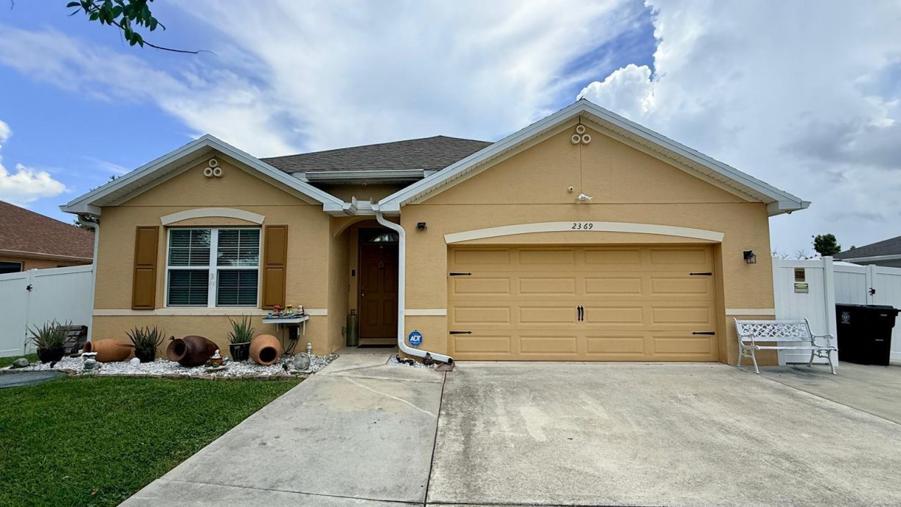 2369 SW Barber Lane, Port Saint Lucie, FL 34984 Photo