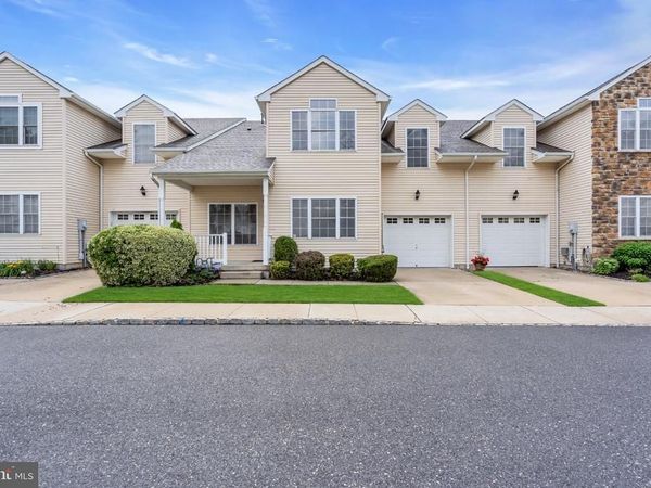 25 CHARLES CIRCLE, DELANCO, NJ 08075