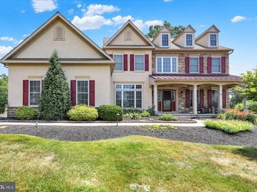 76 CAERNARVON DRIVE, ELVERSON, PA 19520