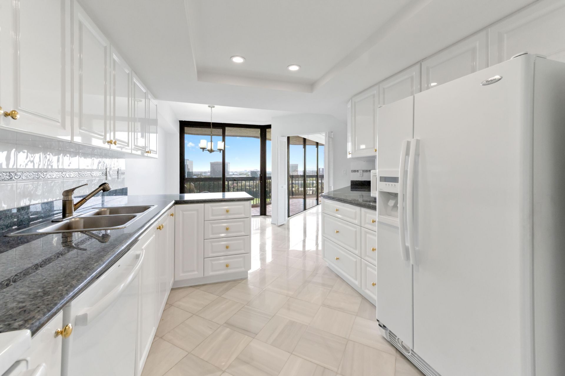 1900 Consulate Place, Unit 1004, West Palm Beach, FL 33401 Photo