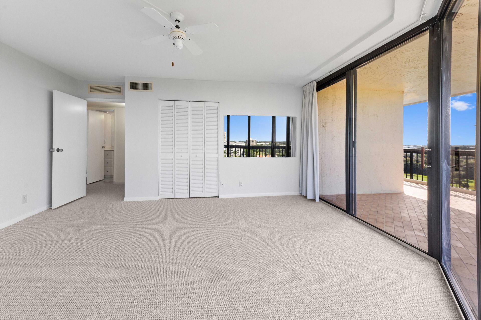 1900 Consulate Place, Unit 1004, West Palm Beach, FL 33401 Photo