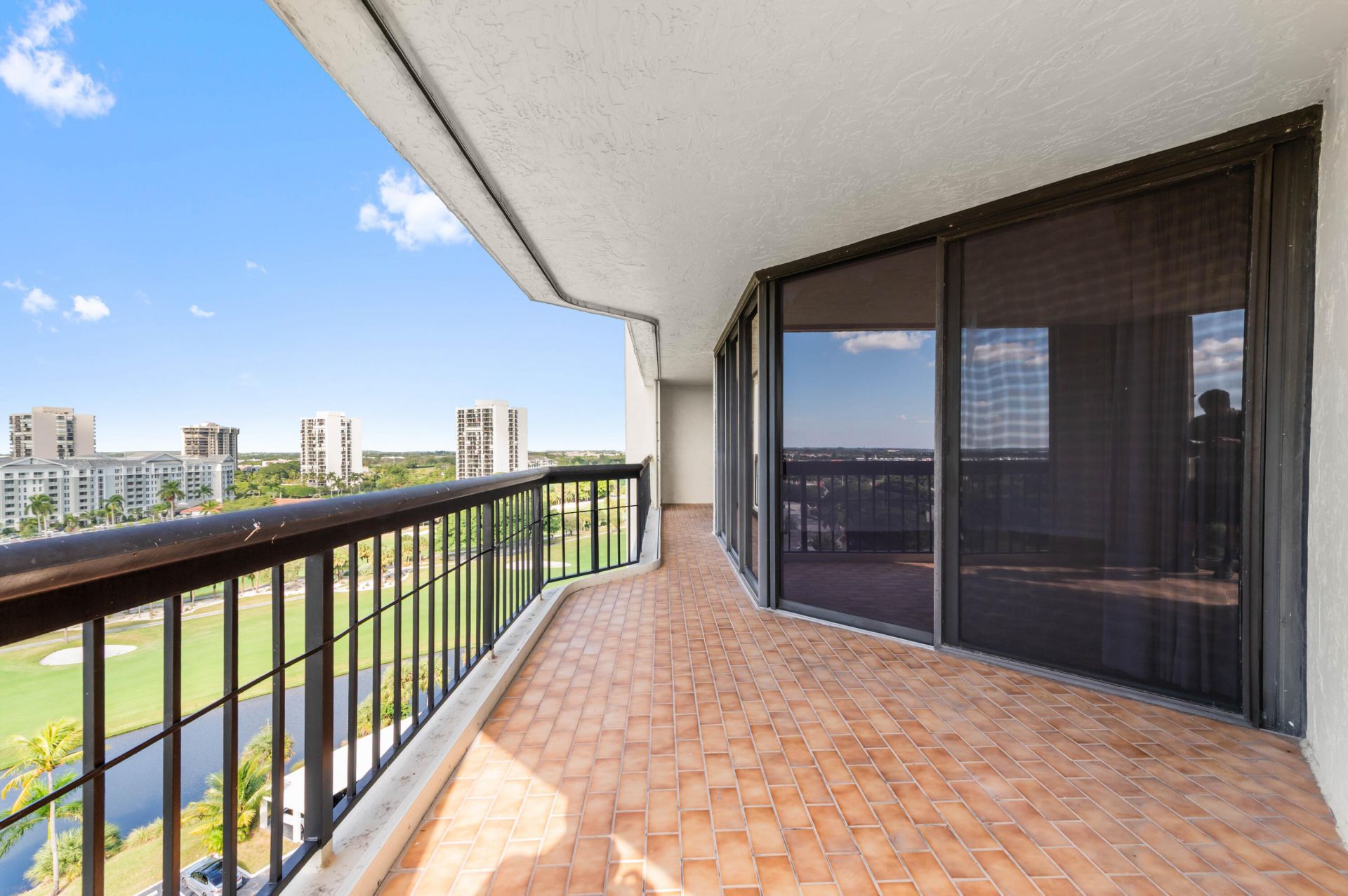1900 Consulate Place, Unit 1004, West Palm Beach, FL 33401 Photo