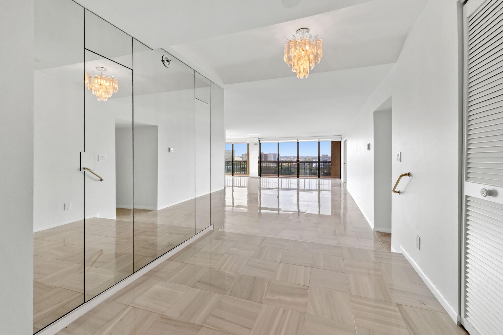 1900 Consulate Place, Unit 1004, West Palm Beach, FL 33401 Photo