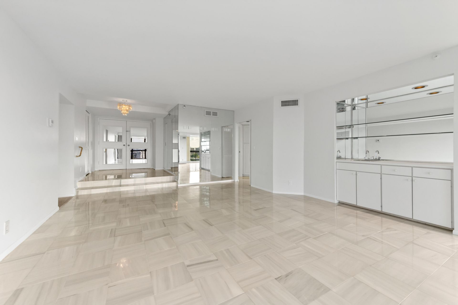1900 Consulate Place, Unit 1004, West Palm Beach, FL 33401 Photo