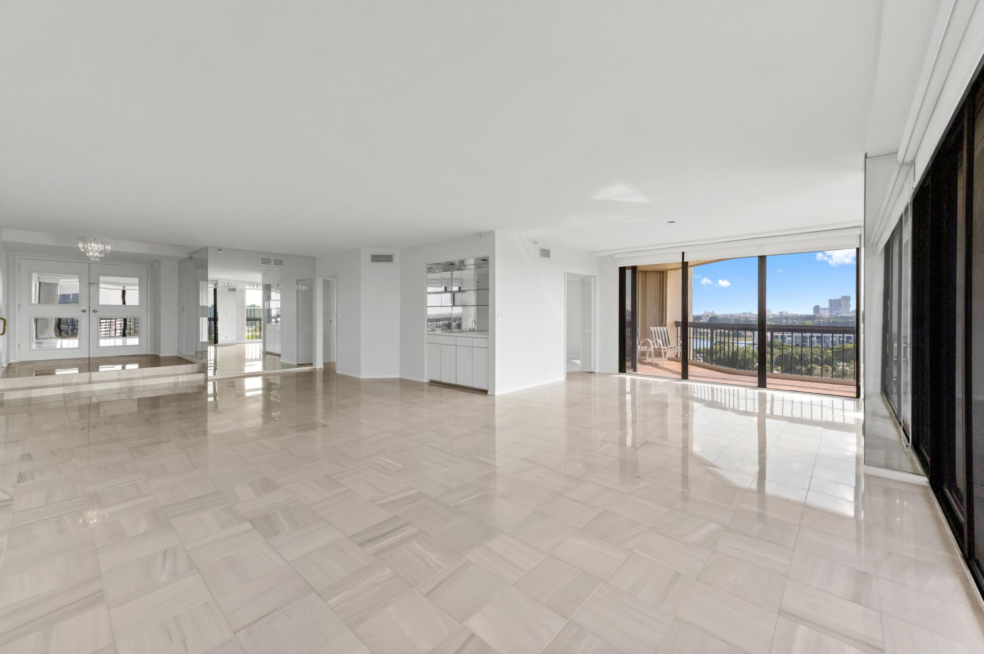 1900 Consulate Place, Unit 1004, West Palm Beach, FL 33401 Photo