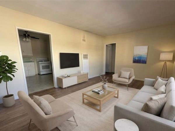 7601 N Hollywood, Burbank, CA 91505