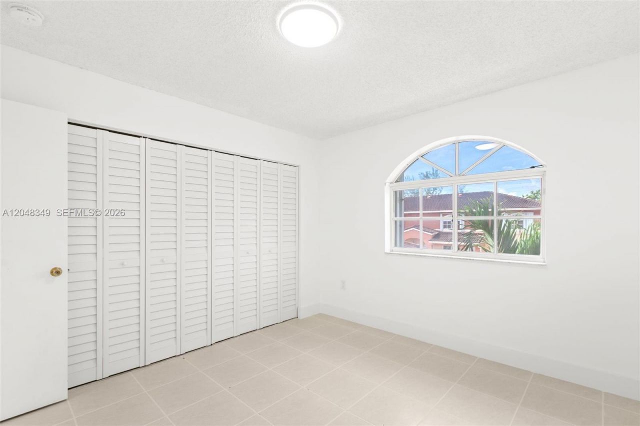 6823 W 36th Ave, Unit 201, Hialeah, FL 33018 Photo
