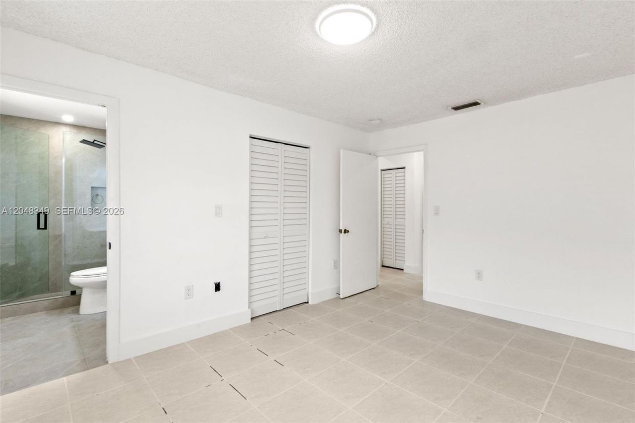 6823 W 36th Ave, Unit 201, Hialeah, FL 33018 Photo