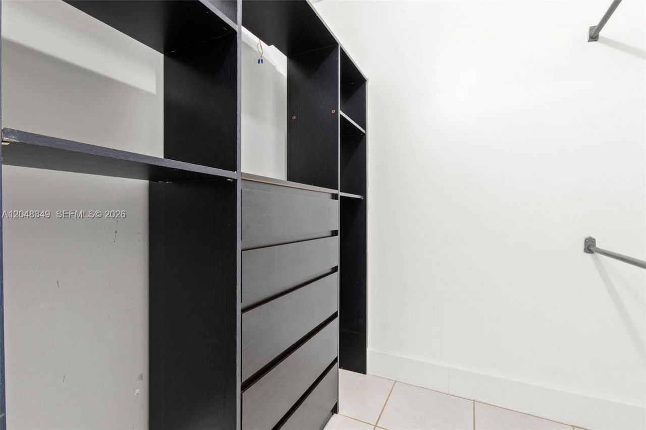 6823 W 36th Ave, Unit 201, Hialeah, FL 33018 Photo