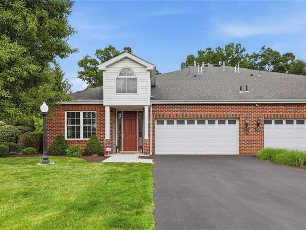 4702 Senate Court, Valencia, PA 16059