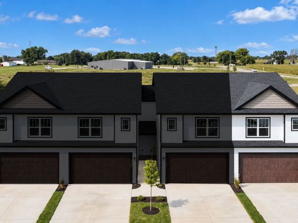 5198 Polster Place, Bettendorf, IA 52722