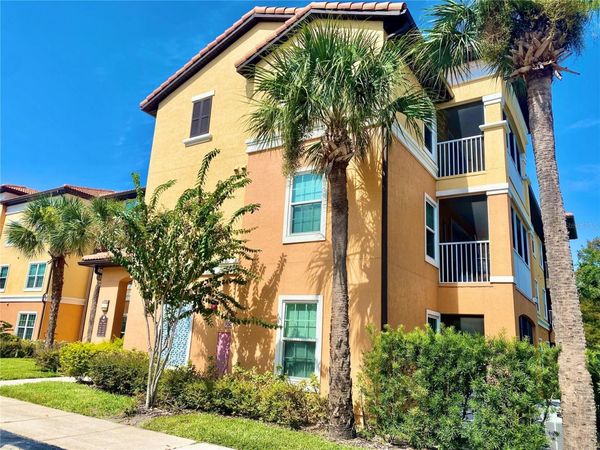 5467 VINELAND ROAD , Unit 6301, ORLANDO, FL 32811