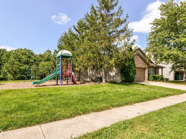 6864 Merritt Ridge Way , Avon, IN 46123
