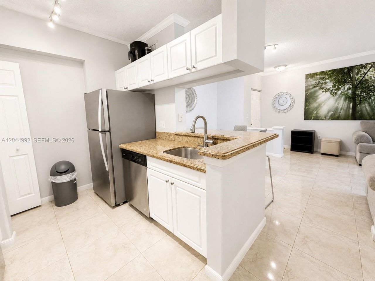 17145 N Bay Rd , Unit 4502, Sunny Isles Beach, FL 33160 Photo