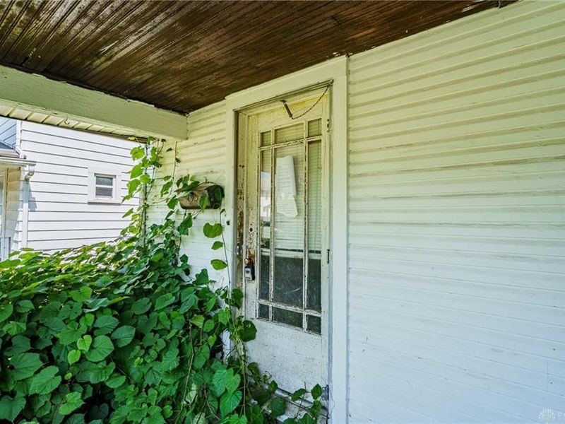 820 E Northern Avenue, Springfield, OH 45503 Photo 4