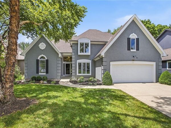 20305 W 98th Street, Lenexa, KS 66220