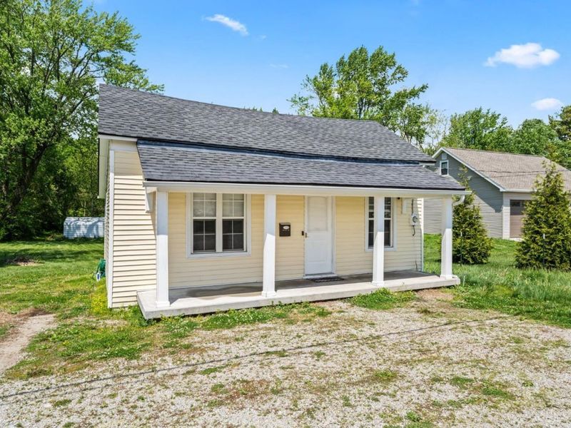 79 W Mound Street, Sabina, OH 45169 Photo 2