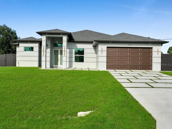 1512 LEROY AVENUE , LEHIGH ACRES, FL 33972