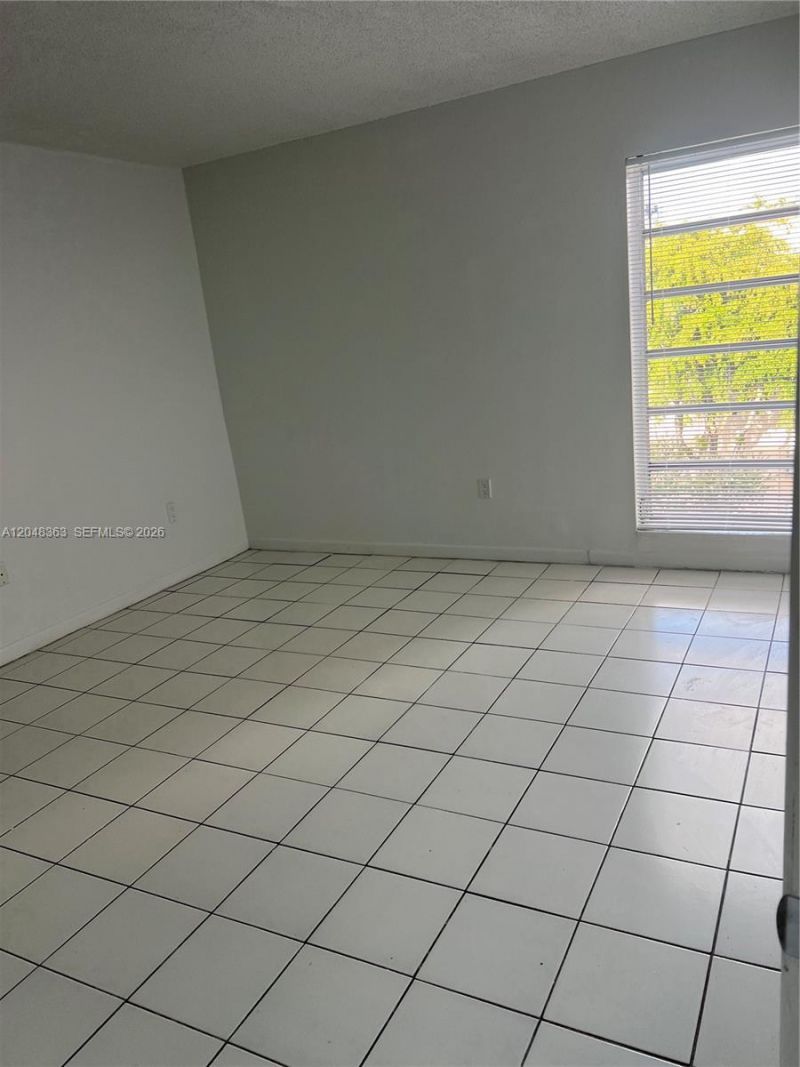 4715 NW 7th St , Unit 407-2, Miami, FL 33126 Photo