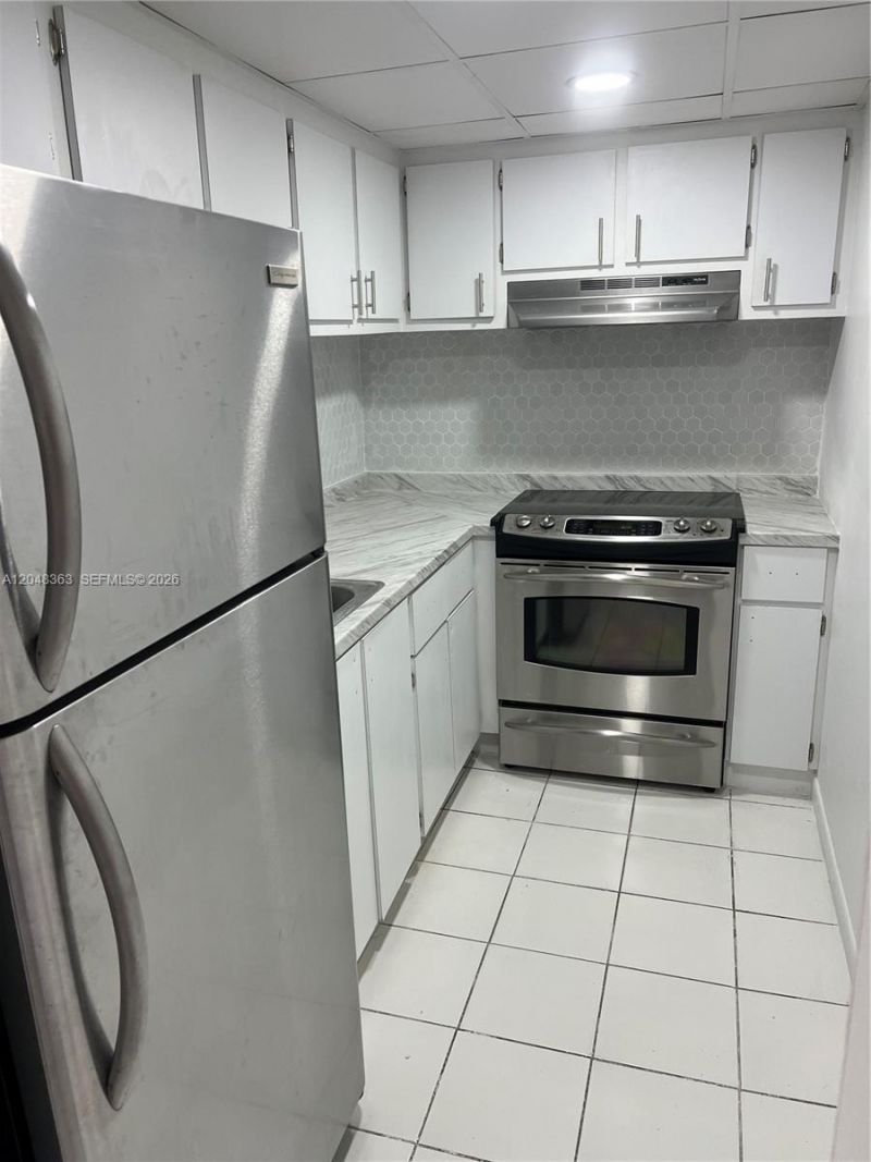 4715 NW 7th St , Unit 407-2, Miami, FL 33126 Photo