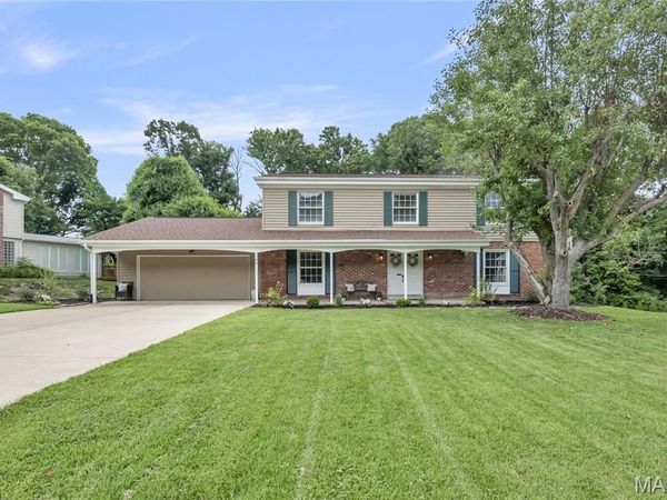 166 Southdown Drive, Chesterfield, MO 63017