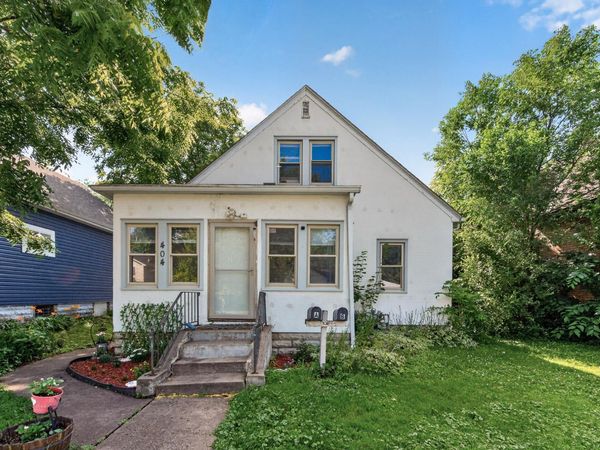 404 1st Avenue S, South Saint Paul, MN 55075