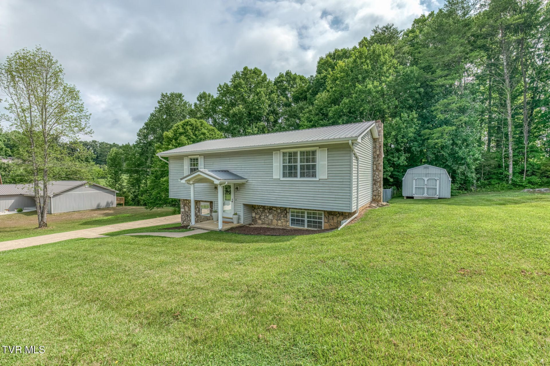 45 Parrish Drive, Greeneville, TN 37743 Main Photo