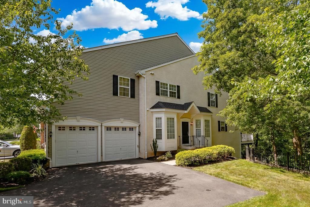 43 LONGVIEW LANE , NEWTOWN SQUARE, PA 19073