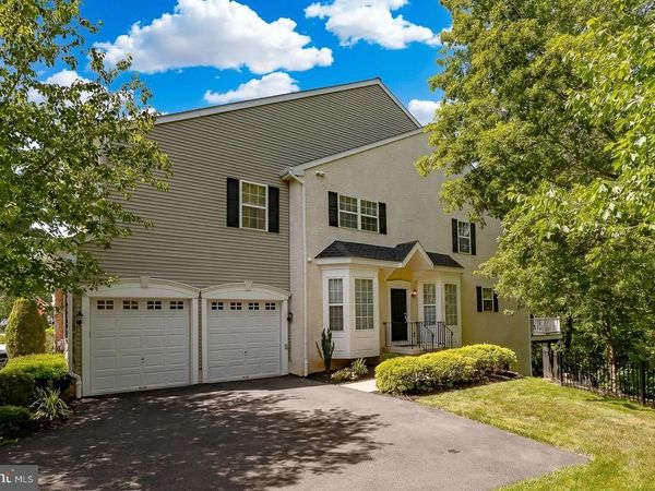 43 LONGVIEW LANE, NEWTOWN SQUARE, PA 19073