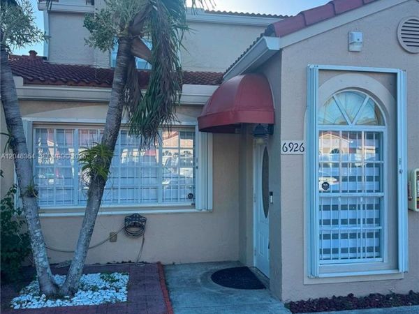 6926 NW 166th Ter, Unit 1302, Miami Lakes, FL 33014