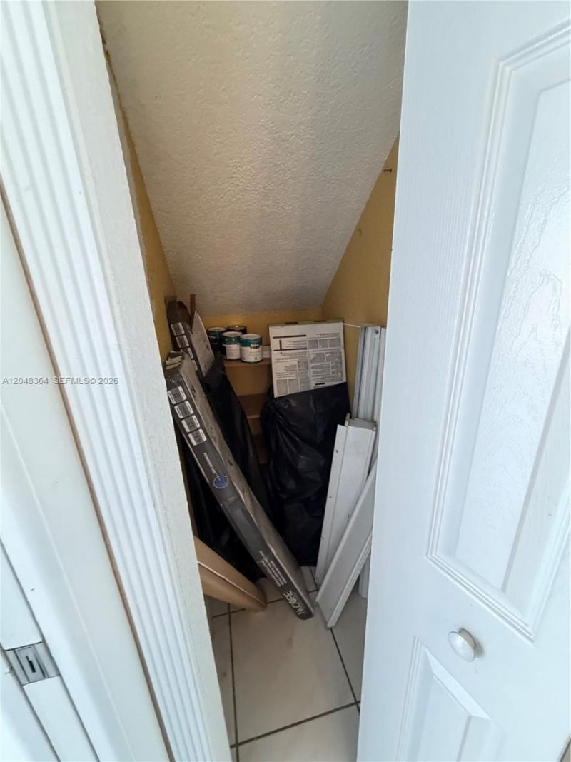 6926 NW 166th Ter, Unit 1302, Miami Lakes, FL 33014 Photo
