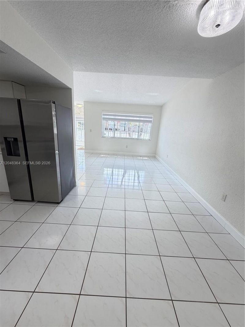 6926 NW 166th Ter, Unit 1302, Miami Lakes, FL 33014 Photo
