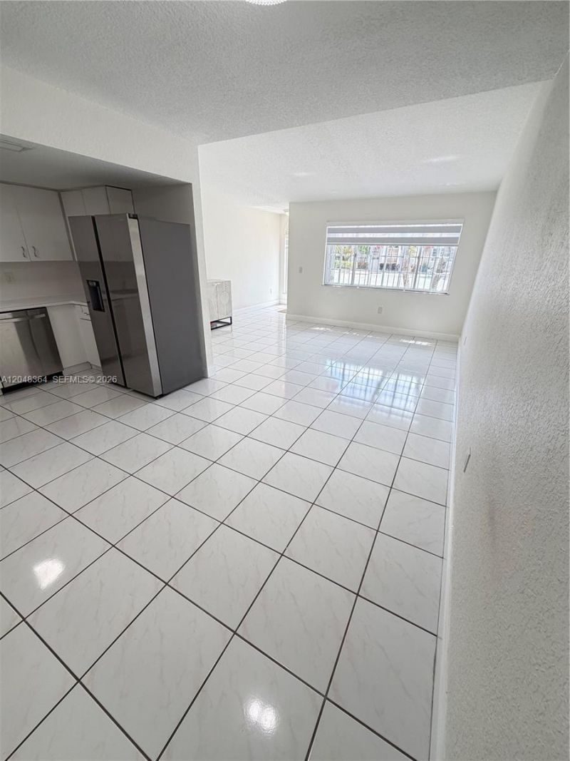 6926 NW 166th Ter, Unit 1302, Miami Lakes, FL 33014 Photo
