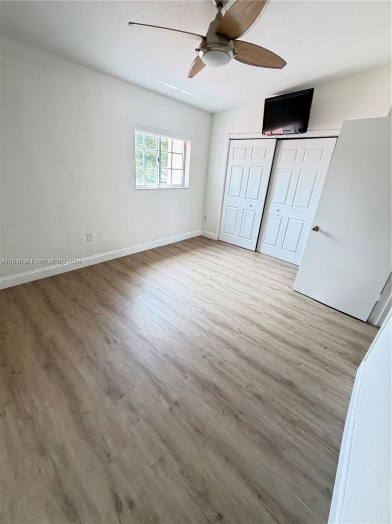 6926 NW 166th Ter, Unit 1302, Miami Lakes, FL 33014 Photo